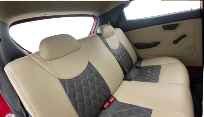 2014 Hyundai Eon D-LITE, Petrol, Manual, 76,437 km, Right Side Rear Door Cabin