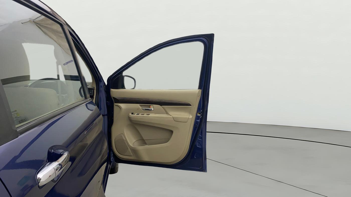2020 Maruti Ertiga ZXI SHVS, Petrol, Manual, 39,753 km, RHS Front Door