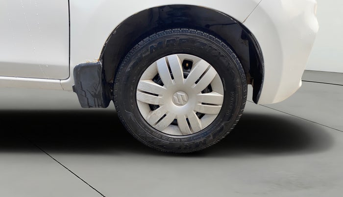 2021 Maruti Alto LXI, Petrol, Manual, 62,810 km, Right Front Wheel