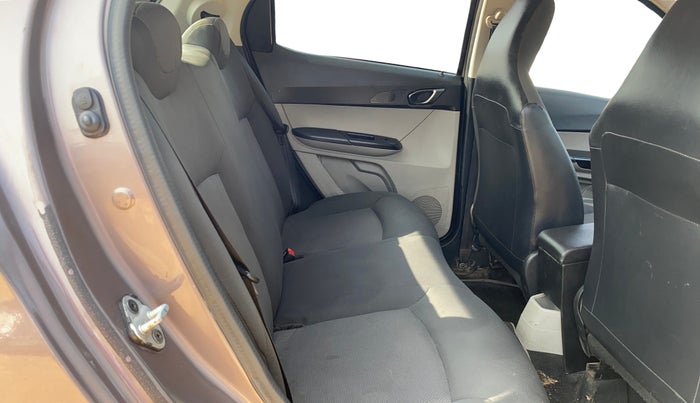 2018 Tata Tiago XT PETROL, Petrol, Manual, 61,258 km, Right Side Rear Door Cabin