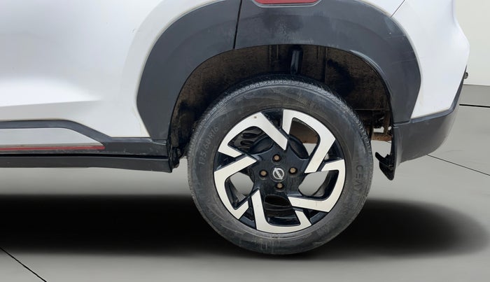 2022 Nissan MAGNITE XV MT, Petrol, Manual, 47,465 km, Left Rear Wheel