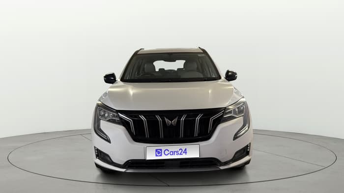 2023 Mahindra XUV700 AX 5 D MT 7 STR, Diesel, Manual, 90,176 km, Front