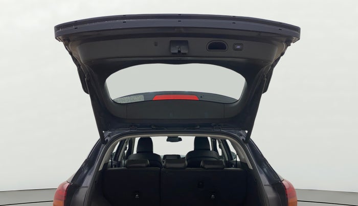 2021 Hyundai Tucson GLS 2WD AT PETROL, Petrol, Automatic, 83,796 km, Boot Door Open