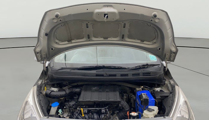 2018 Hyundai Grand i10 SPORTZ AT 1.2 KAPPA VTVT, Petrol, Automatic, 28,023 km, Open Bonet