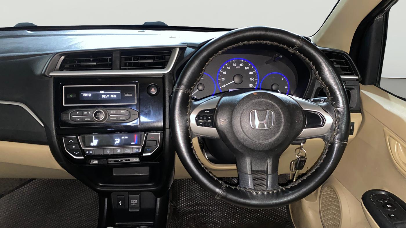 2016 Honda Amaze 1.2L I-VTEC S, Petrol, Manual, 47,033 km, Steering Wheel Close Up