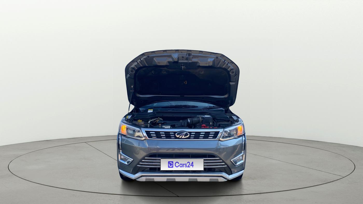 2021 Mahindra XUV300 W8 (O) 1.2 PETROL, Petrol, Manual, 47,115 km, Open Bonet