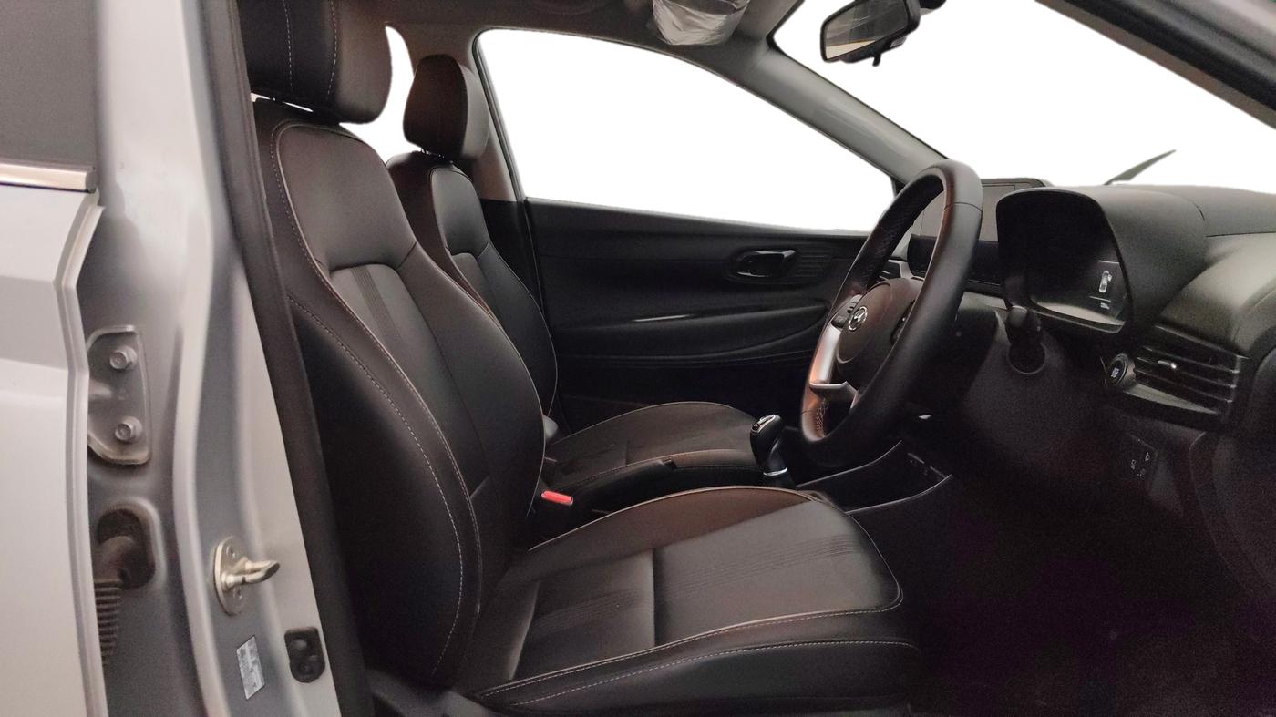 2020 Hyundai NEW I20 Asta 1.0 GDI Turbo IMT, Petrol, Manual, 12,052 km, Right Side Front Door Cabin