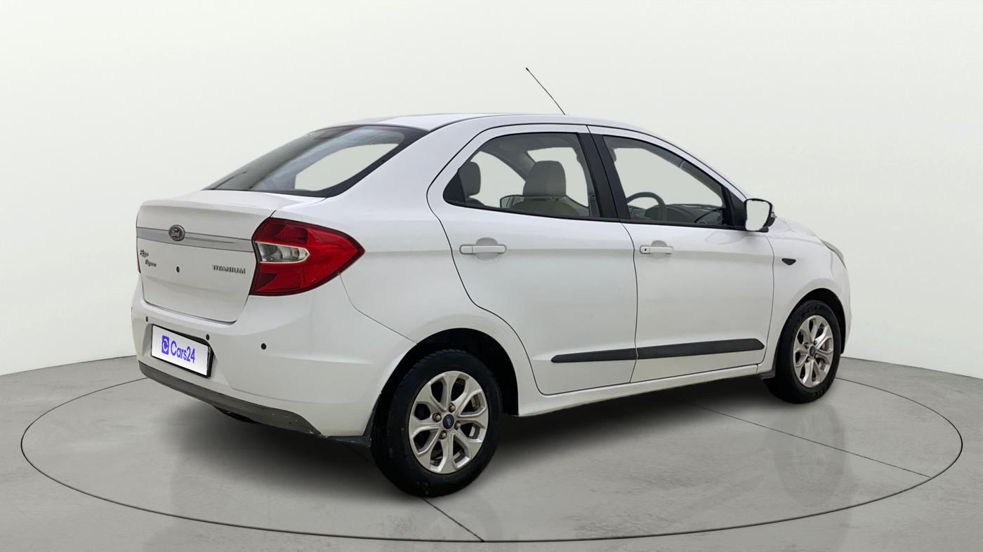 2018 Ford Figo Aspire TITANIUM 1.2 PETROL, CNG, Manual, 45,212 km, Right Back Diagonal
