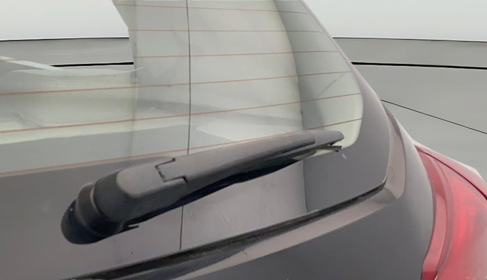 2019 Mahindra XUV300 W8 (O) 1.2 PETROL, Petrol, Manual, 36,315 km, Rear Wiper