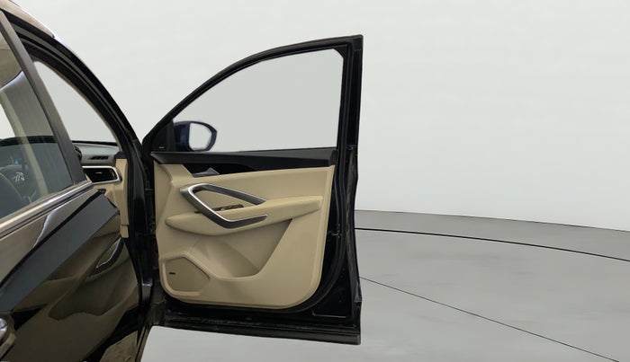 2022 MG HECTOR SHARP 2.0 DIESEL, Diesel, Manual, 77,181 km, RHS Front Door