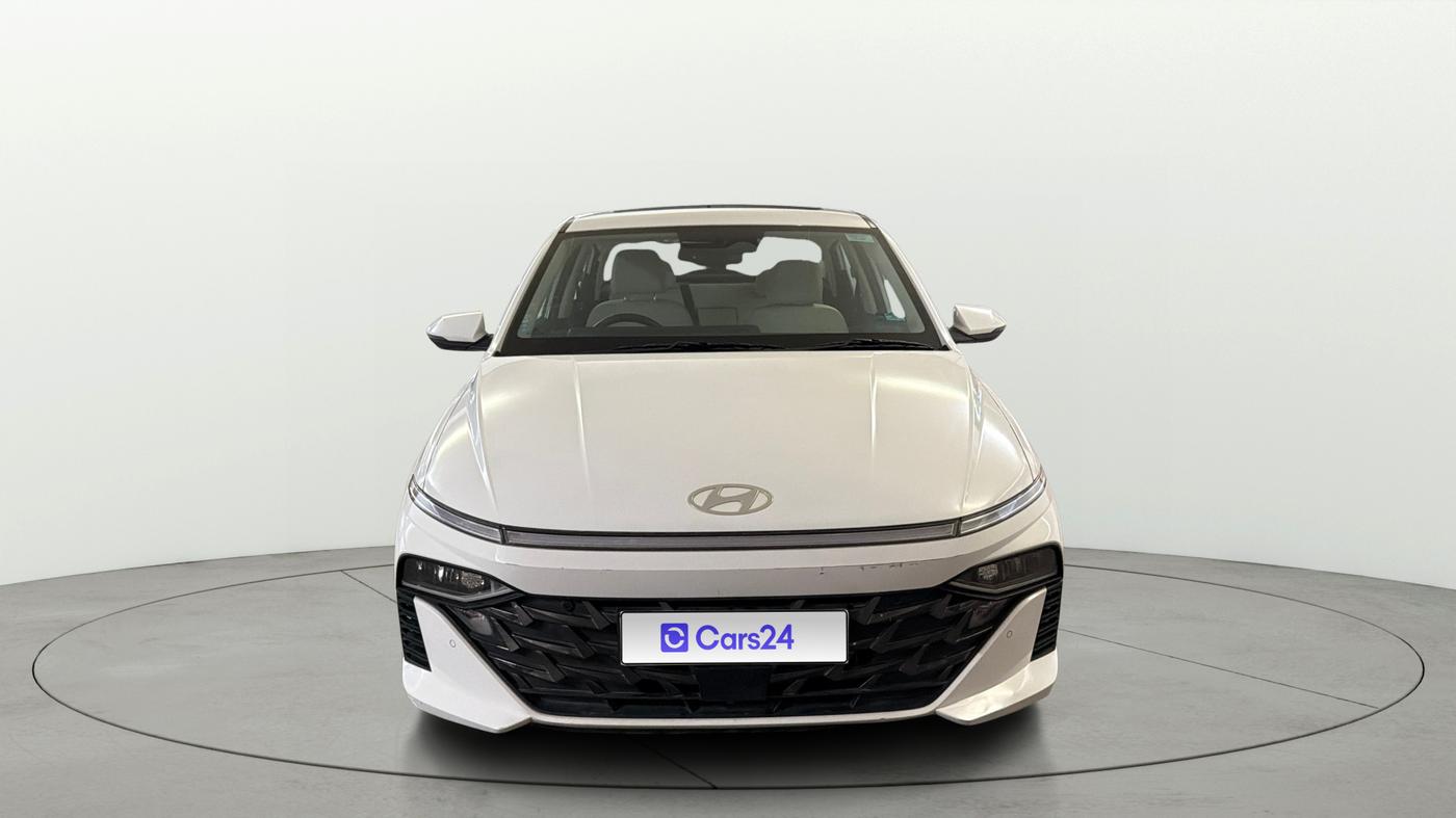2025 Hyundai Verna SX(O) 1.5 MPI IVT , Petrol, Automatic, 4,019 km, Front