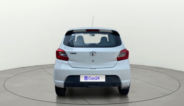 2017 Tata Tiago XT PETROL, Petrol, Manual, 27,057 km, Back/Rear