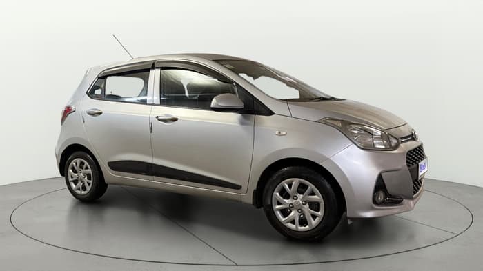 2017 Hyundai Grand i10 MAGNA 1.2 KAPPA VTVT, Petrol, Manual, 61,681 km, Right Front Diagonal