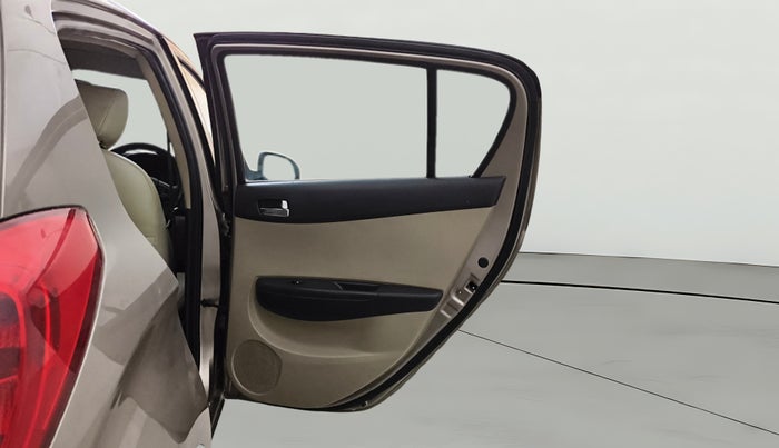 2013 Hyundai i20 SPORTZ 1.4 CRDI, Diesel, Manual, 1,01,692 km, RHS Rear Door