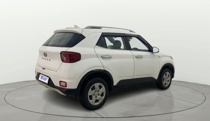 2019 Hyundai VENUE S 1.2, CNG, Manual, 61,911 km, Right Back Diagonal