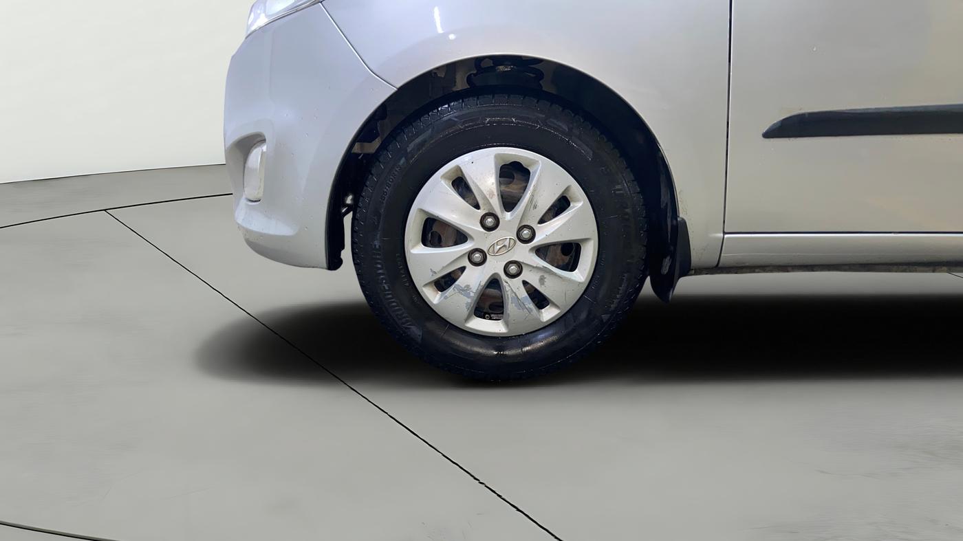 2013 Hyundai i10 MAGNA 1.2, Petrol, Manual, 77,955 km, Left Front Wheel