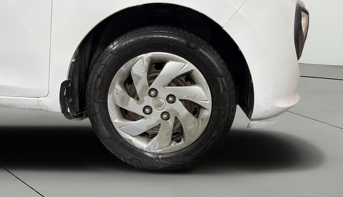 2019 Hyundai NEW SANTRO SPORTZ CNG, CNG, Manual, 79,405 km, Right Front Wheel