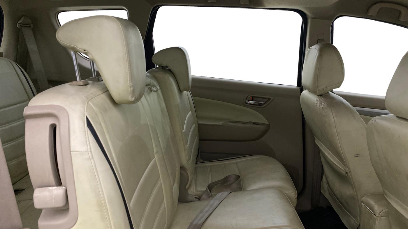2017 Maruti Ertiga VXI CNG, CNG, Manual, 92,727 km, Right Side Rear Door Cabin