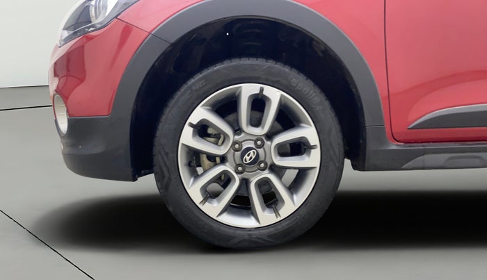 2018 Hyundai i20 Active 1.2 SX, Petrol, Manual, 17,987 km, Left Front Wheel