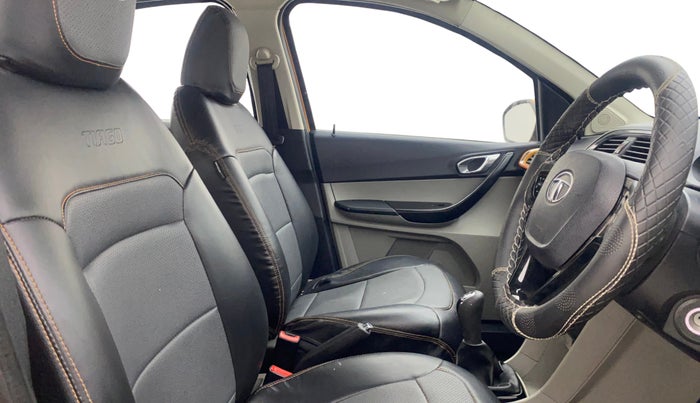 2018 Tata Tiago XZ PETROL, Petrol, Manual, 28,115 km, Right Side Front Door Cabin