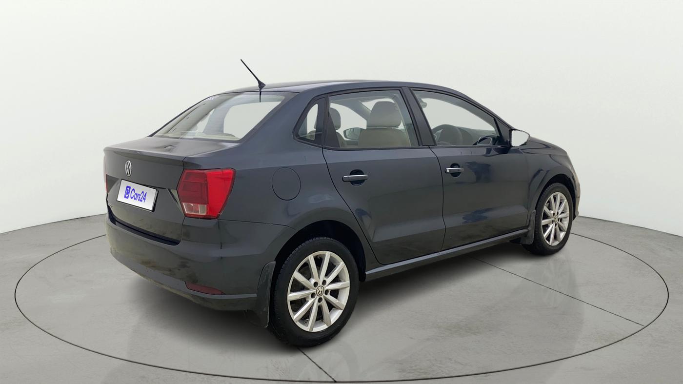 2017 Volkswagen Ameo HIGHLINE1.2L, Petrol, Manual, 97,770 km, Right Back Diagonal