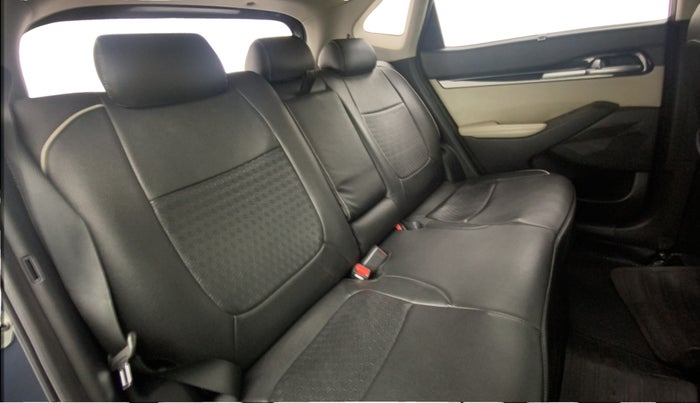 2020 KIA SELTOS HTX 1.5 PETROL, Petrol, Manual, 97,085 km, Right Side Rear Door Cabin