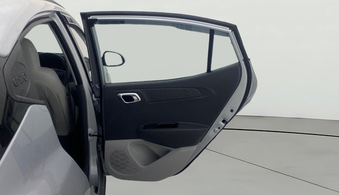 2025 Hyundai GRAND I10 NIOS ASTA AMT 1.2 KAPPA VTVT, Petrol, Automatic, 2,707 km, RHS Rear Door