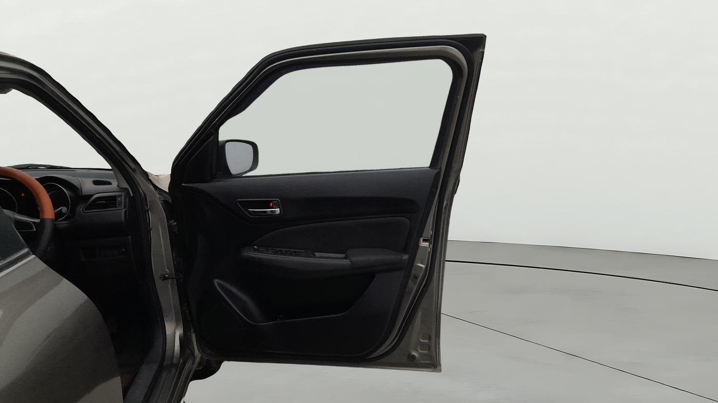 2019 Maruti Swift VXI AMT, Petrol, Automatic, 49,035 km, RHS Front Door