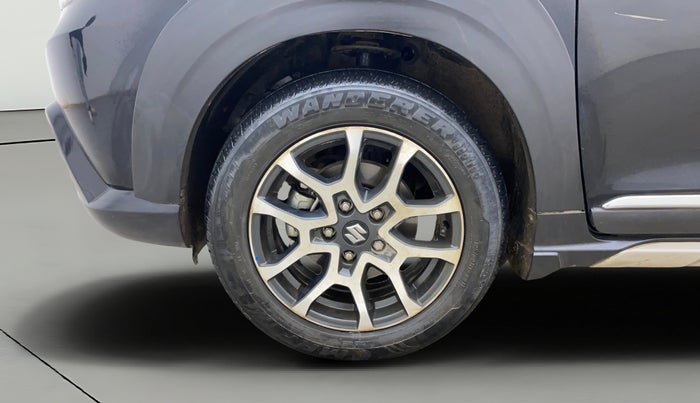 2023 Maruti XL6 ALPHA AT, Petrol, Automatic, 26,540 km, Left Front Wheel