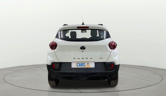 2024 Tata PUNCH ACCOMPLISHED DAZZLE SUNROOF CNG MT, CNG, Manual, 32,527 km, Back/Rear