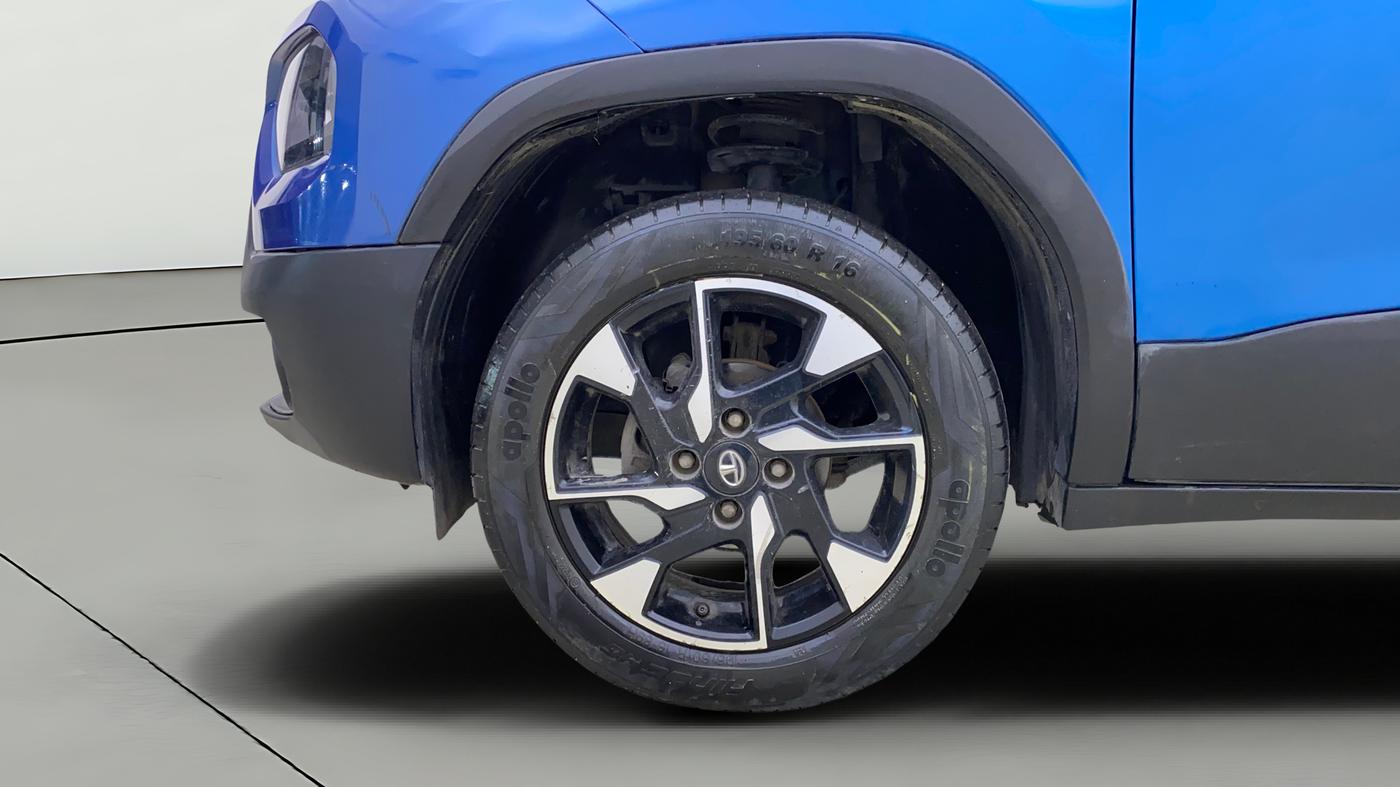 2021 Tata PUNCH CREATIVE  MT, Petrol, Manual, 65,679 km, Left Front Wheel
