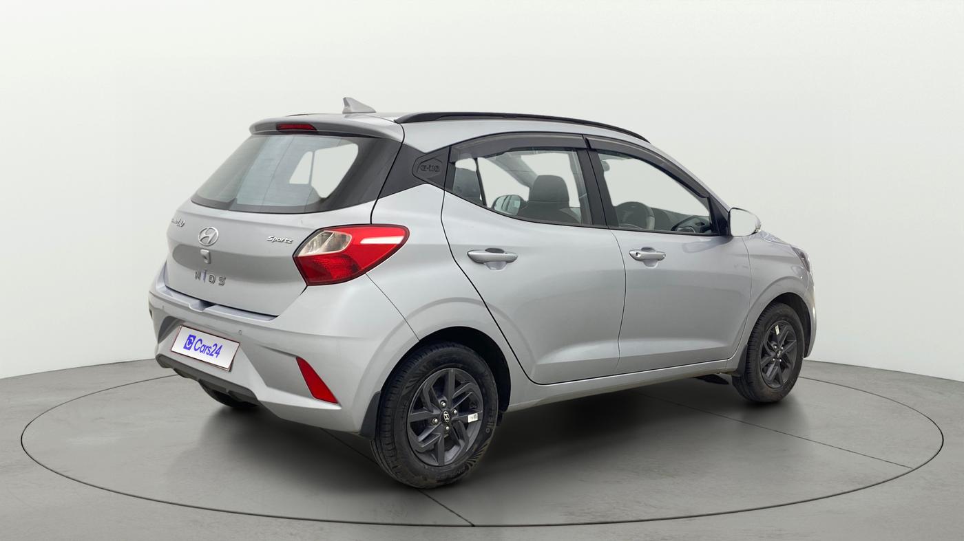 2022 Hyundai GRAND I10 NIOS SPORTZ 1.2 KAPPA VTVT, Petrol, Manual, 11,139 km, Right Back Diagonal