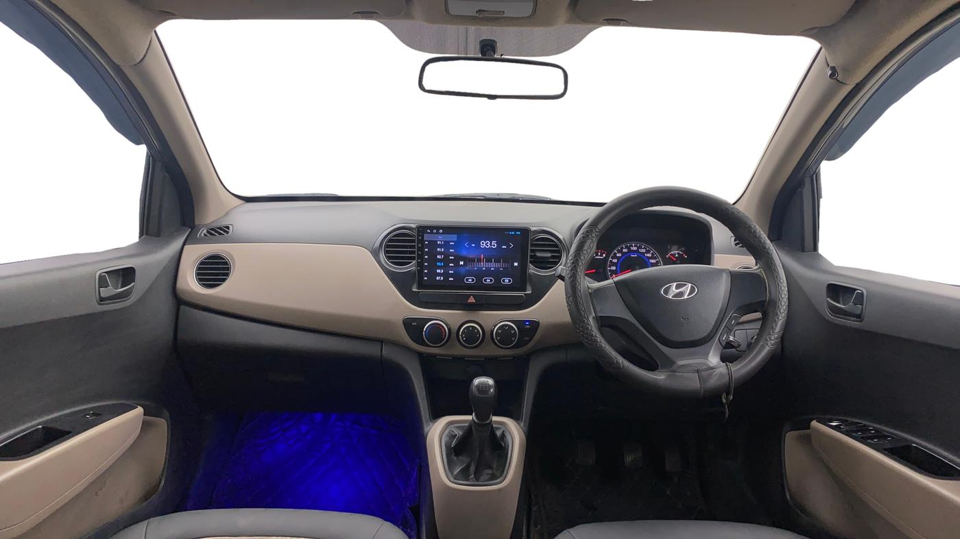 2013 Hyundai Grand i10 MAGNA 1.2 KAPPA VTVT, CNG, Manual, 1,27,556 km, Dashboard