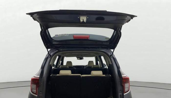 2022 KIA CARENS LUXURY PLUS 1.4 PETROL 7 STR, Petrol, Manual, 30,236 km, Boot Door Open