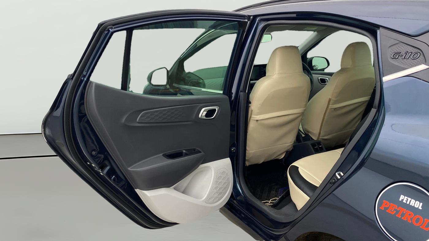2025 Hyundai GRAND I10 NIOS Sportz (O) 1.2 Kappa AMT, Petrol, Automatic, 3,161 km, LHS Rear Door