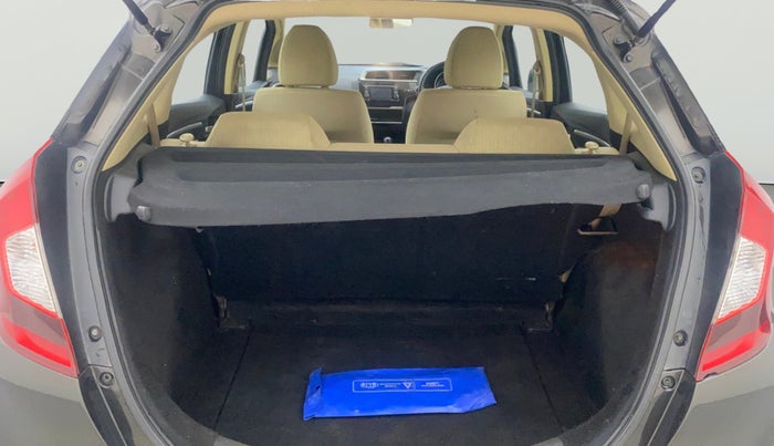 2016 Honda Jazz 1.2L I-VTEC V AT, Petrol, Automatic, 1,04,830 km, Boot Open Zoomed View