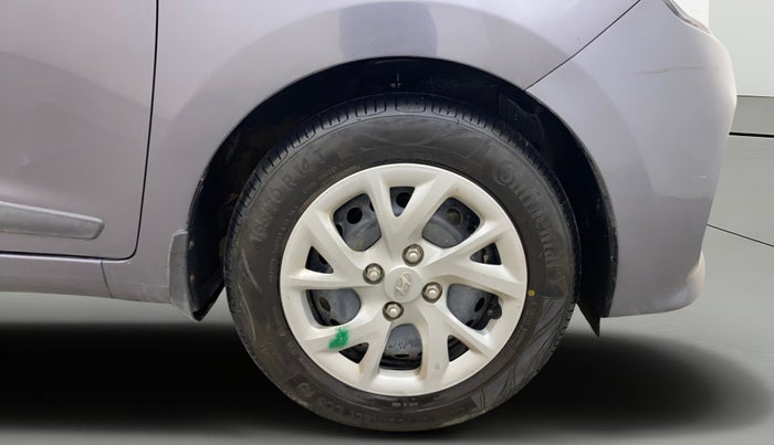 2017 Hyundai Grand i10 SPORTZ (O) 1.2 KAPPA VTVT, Petrol, Manual, 49,361 km, Right Front Wheel