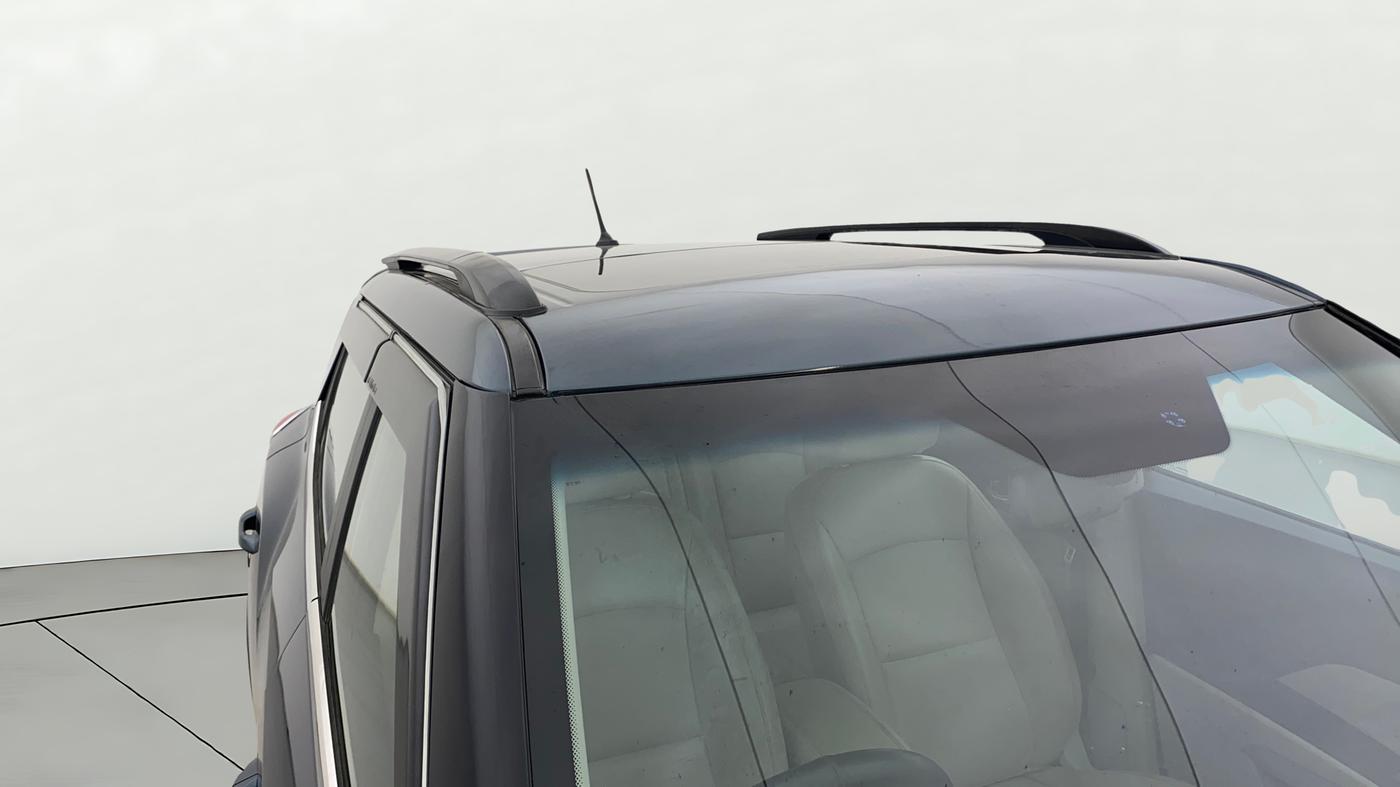 2021 Mahindra XUV300 W8 (O) 1.2 PETROL AMT, Petrol, Automatic, 57,357 km, Roof