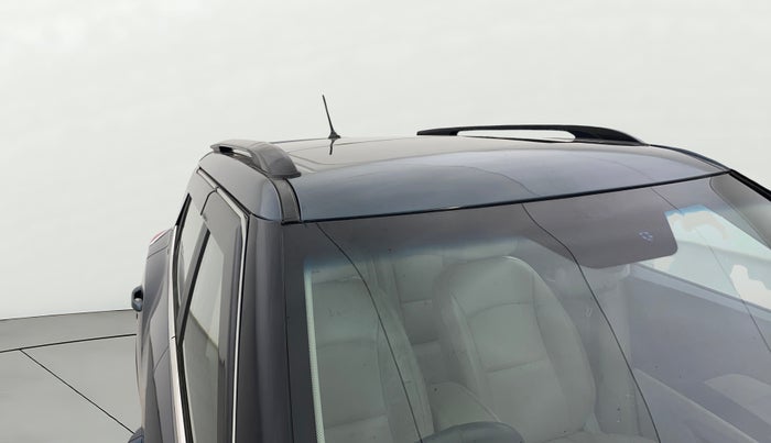 2021 Mahindra XUV300 W8 (O) 1.2 PETROL AMT, Petrol, Automatic, 57,357 km, Roof