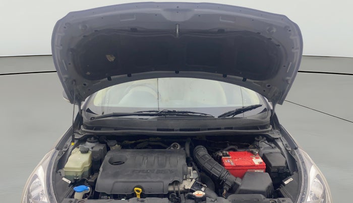 2014 Hyundai Verna FLUIDIC 1.6 CRDI SX, Diesel, Manual, 97,400 km, Open Bonet