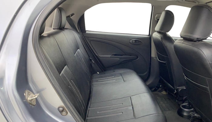 2013 Toyota Etios Liva G, Petrol, Manual, 1,18,636 km, Right Side Rear Door Cabin