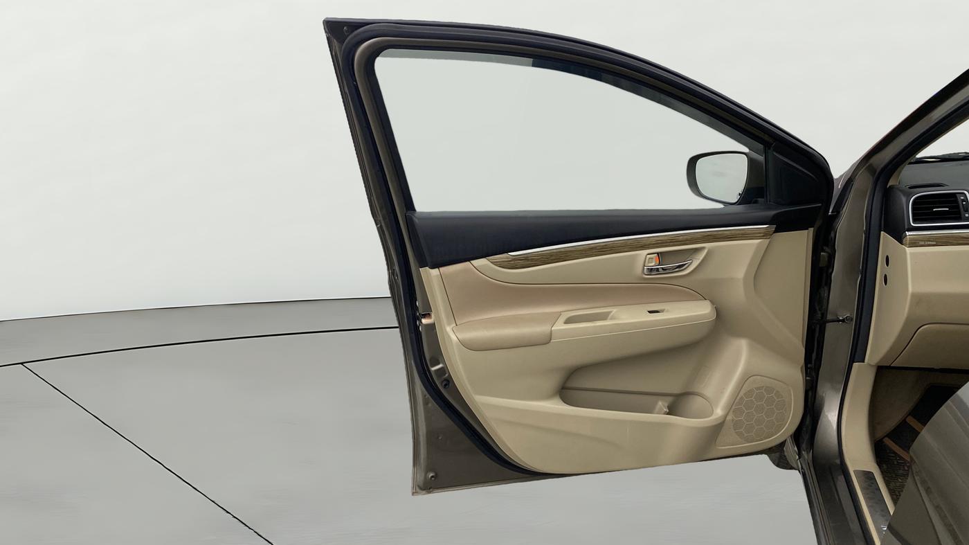 2021 Maruti Ciaz ZETA 1.5 SHVS MT PETROL, Petrol, Manual, 18,719 km, LHS Front Door
