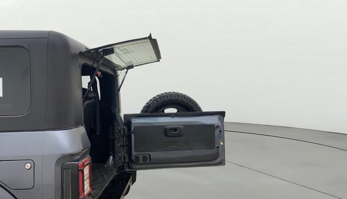 2021 Mahindra Thar LX PETROL HT 4WD AT, Petrol, Automatic, 97,638 km, Boot Door Open