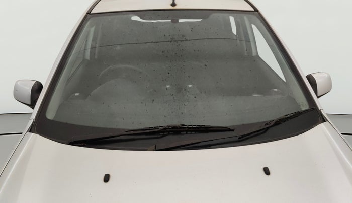 2012 Ford Figo TITANIUM 1.2 PETROL, Petrol, Manual, 1,04,374 km, Front Windshield