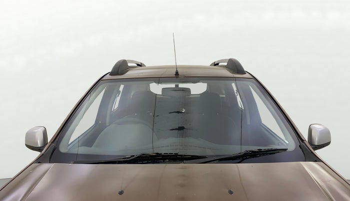 2013 Renault Duster 85 PS RXE DIESEL, Diesel, Manual, 1,00,493 km, Front Windshield