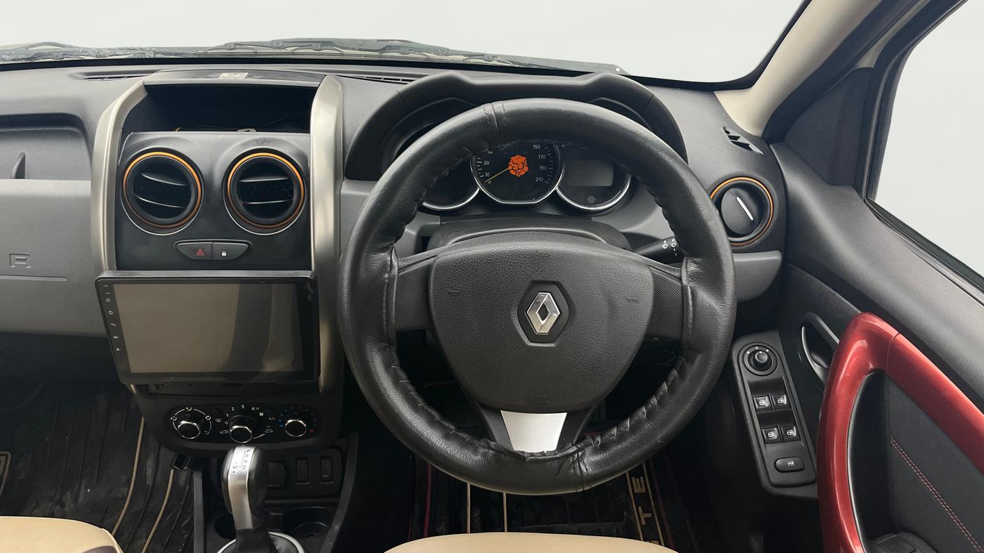2017 Renault Duster RXS CVT, Petrol, Automatic, 62,293 km, Steering Wheel Close Up