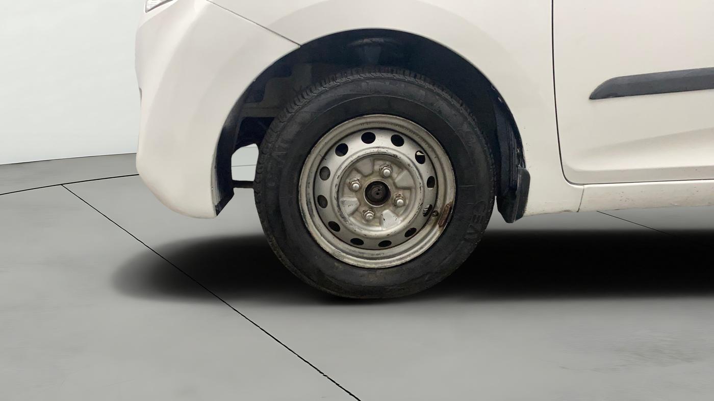 2017 Hyundai Eon ERA +, Petrol, Manual, 59,805 km, Left Front Wheel