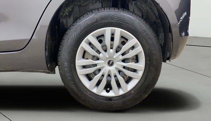 2017 Maruti Swift VDI (O), Diesel, Manual, 48,197 km, Left Rear Wheel