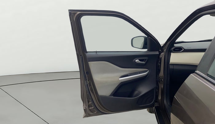 2022 Nissan MAGNITE XV MT, Petrol, Manual, 23,789 km, LHS Front Door