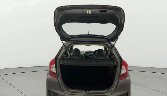 2017 Honda Jazz 1.2L I-VTEC V, Petrol, Manual, 1,16,273 km, Boot Door Open